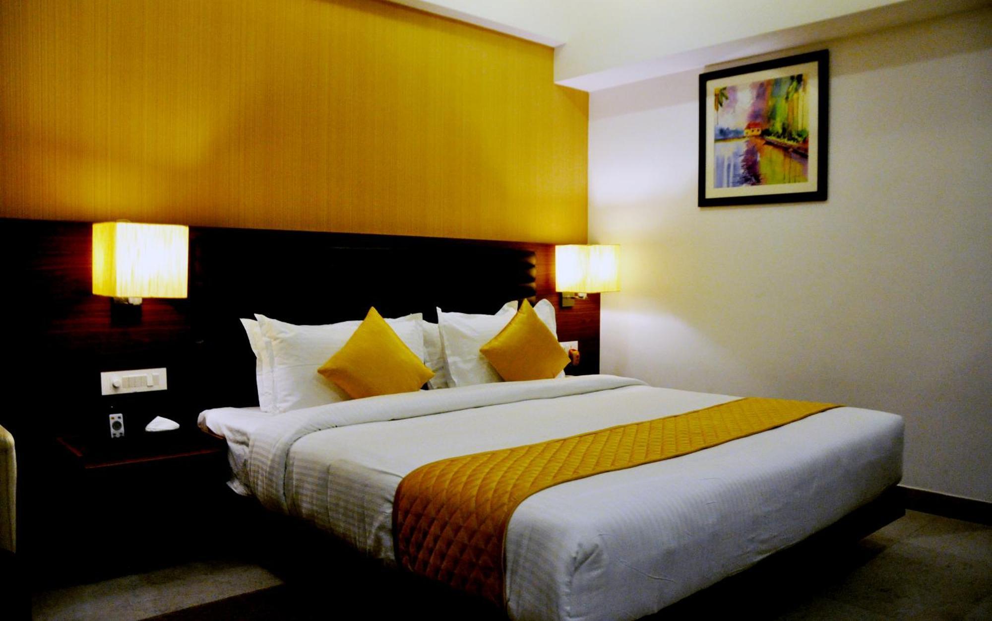 Classic Regency Alappuzha Exterior photo